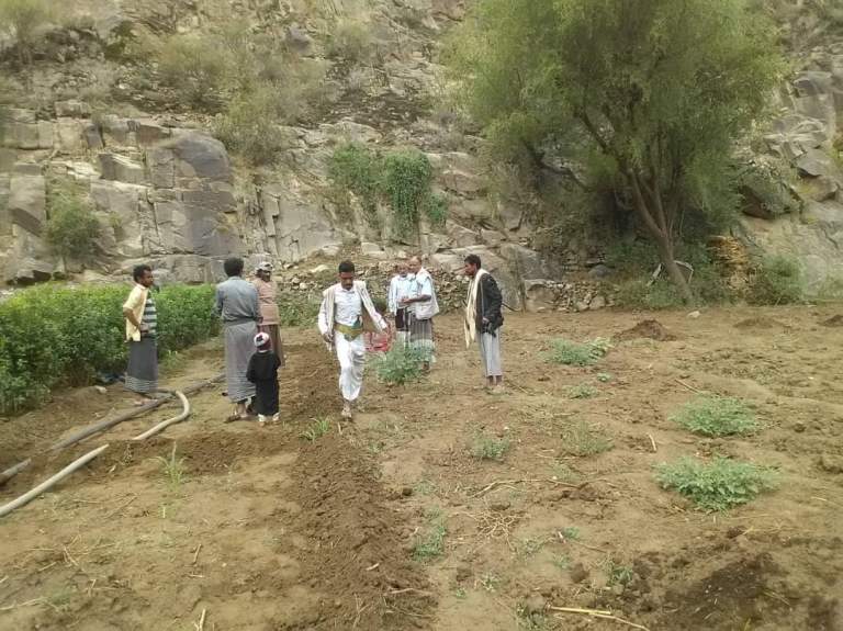 جمعية المغربة تقوم بتوزيع بذور فاصوليا على عدد من المزارعين