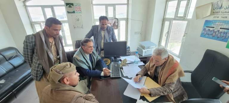 فتح مظاريف مناقصة مشروع تنفيذ ثلاث نقاط بيع الخضروات في مديرية بني الحارث بأمانة العاصمة