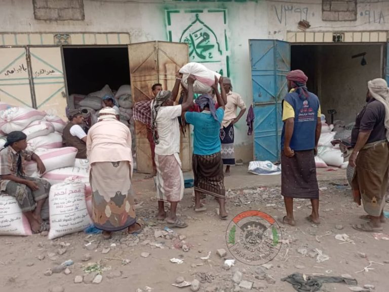 الحديدة.. جمعية الجراحي التعاونية تسوق أكثر من 40 طناً من الذرة الشامية