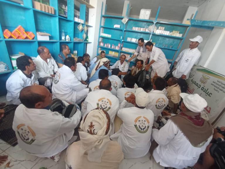 الحديدة.. اختتام دورة تدريب 29 متدرباً من فرسان الصحة الحيوانية وتوزيع حقائب بيطرية