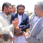نائب رئيس الوزراء ومحافظ ذمار يدشّنان حصاد القمح في مزرعة الأسرة التابعة للمؤسسة الاقتصادية