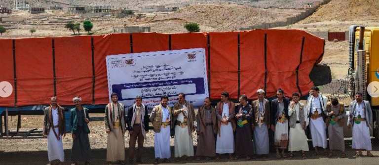 وصول دفعة دعم جديدة من الإسمنت والديزل لدعم المبادرات المجتمعية في صنعاء