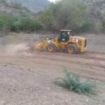 تعز.. جمعية مقبنة تواصل أعمال استصلاح الأراضي الزراعية في عزلة الحبيبة