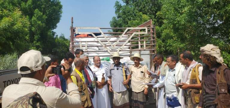 جمعية باجل التعاونية تدشن توزيع بذور فول الصويا