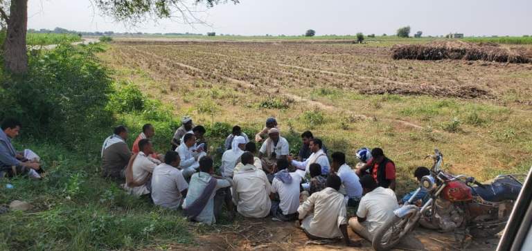 السلطة المحلية بالمراوعة تنفذ نزولاً ميدانياً لتوعية المزارعين وتهيئة تشكيل مجاميع إنتاجية السلطة المحلية بالمراوعة تنفذ نزولاً ميدانياً لتوعية المزارعين وتهيئة تشكيل مجاميع إنتاجية