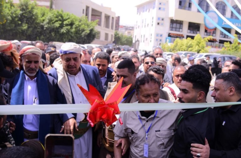 العلامة مفتاح يفتتح مهرجان خيرات اليمن في موسمه الثاني