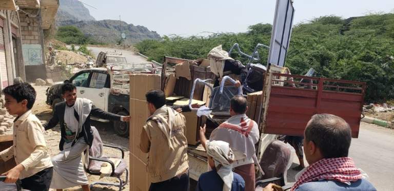 ذمار.. زيارة ميدانية لمركز الخدمات الزراعية بجبل الشرق واستلام تجهيزاته الفنية