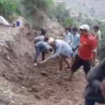 جمعية الرجم تتابع مبادرة مجتمعية لشق طريق في عزلة البشاري