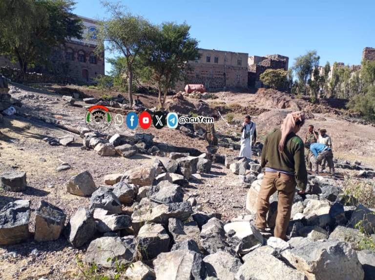 تفقد سير العمل في مبادرة رصف طريق ربيب جعيرة بموسطة بني قشيب بجبل الشرق￼￼￼￼ ￼