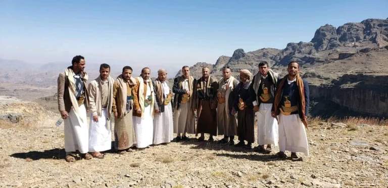 لجنة التمكين الاقتصادي تبحث استغلال الفرص التنموية في مديرية الطيال￼￼￼￼ ￼