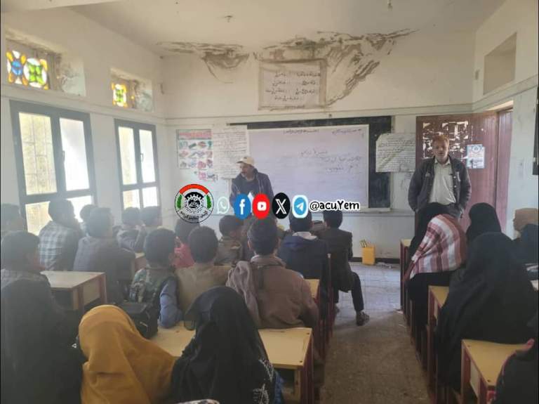 نشاط توعوي في مجمع عمر بن عبدالعزيز يعزز قيم التعاون والمهارات الزراعية بين الطلاب