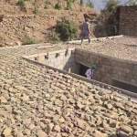 بمبادرة مجتمعية استكمال صبّ أسطح مدرسة الفاروق بحفاش وإعادة تأهيل الفصول الدراسية بمبادرة مجتمعية استكمال صبّ أسطح مدرسة الفاروق بحفاش وإعادة تأهيل الفصول الدراسية