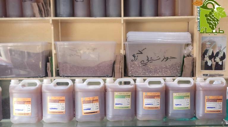 جمعية بني قيس تسوّق دفعة أولى من العسل الدوائي إلى العاصمة صنعاء