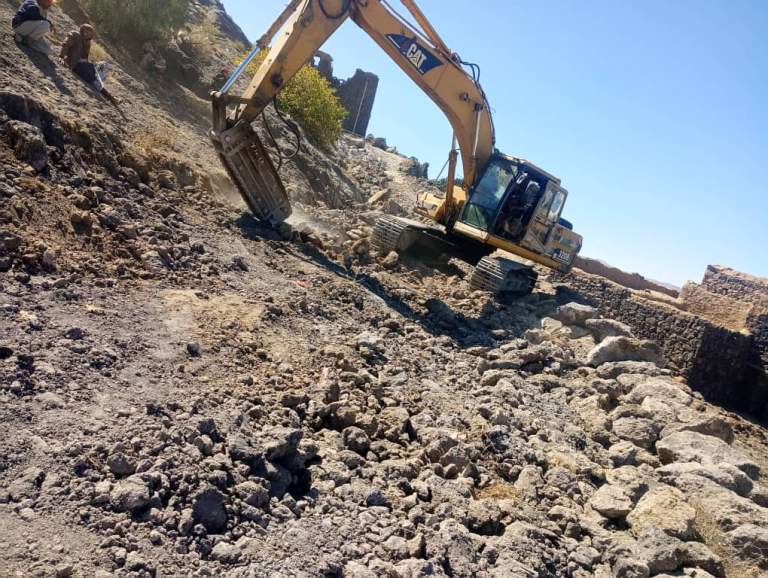 تدشين العمل في مشروع طريق “الدعيرة” بمديرية ميفعة عنس بذمار