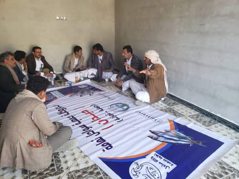 اجتماع لمتابعة تجهيزات نقطة التوزيع السمكية بجمعية حيدان التعاونية