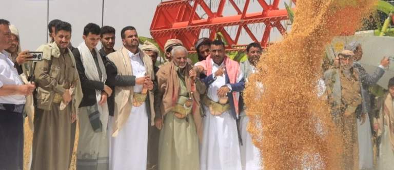 الكريم وبن حيدر يدّشنان موسم حصاد القمح للعام 1447هـ في الجوف