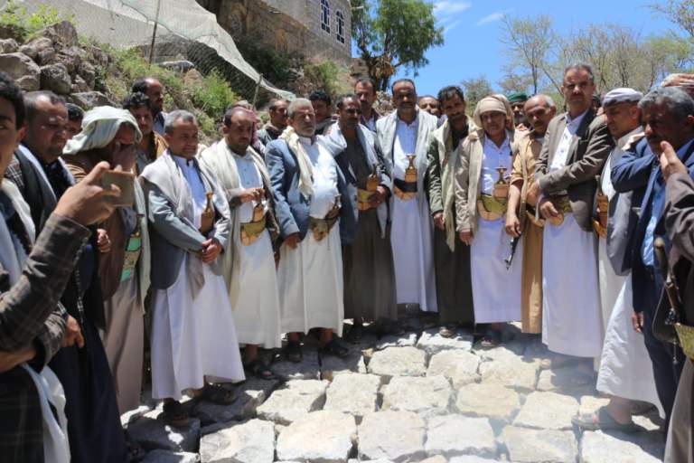 فريق تنموي يطلع على المبادرات المجتمعية والزراعية بقرية التربة في عزلة آزال بالرضمة