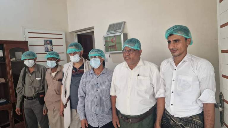 الحديدة.. فريق تقييم الجمعيات يطلع على أنشطة جمعية بيت الفقيه التعاونية ويشيد بدورها التنموي