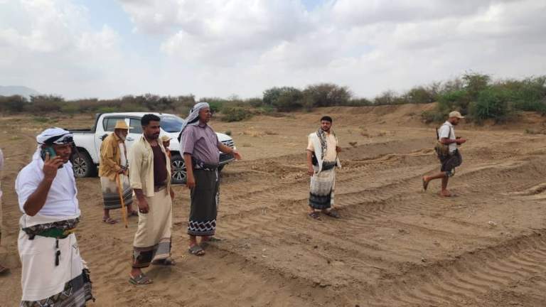 الحديدة.. نزول ميداني لمتابعة استصلاح أراضي وادي الغليسي بمديرية القناوص