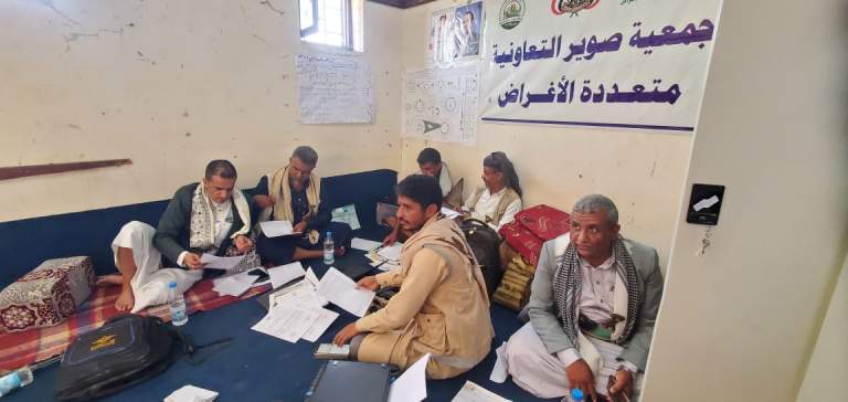 فريق تقييم الجمعيات بالاتحاد التعاوني الزراعي يزور جمعية صوير بمحافظة عمران