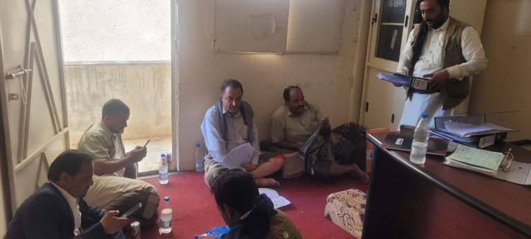 تعز.. لجنة تقييم أداء الجمعيات بالاتحاد التعاوني الزراعي تقيم أداء جمعية مقبنة التعاونية الزراعية