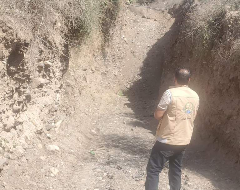 الضالع – جمعية دمت التعاونية الزراعية تتابع مبادرات الكرفانات وقنوات المياه في وادي العشري وتاحة