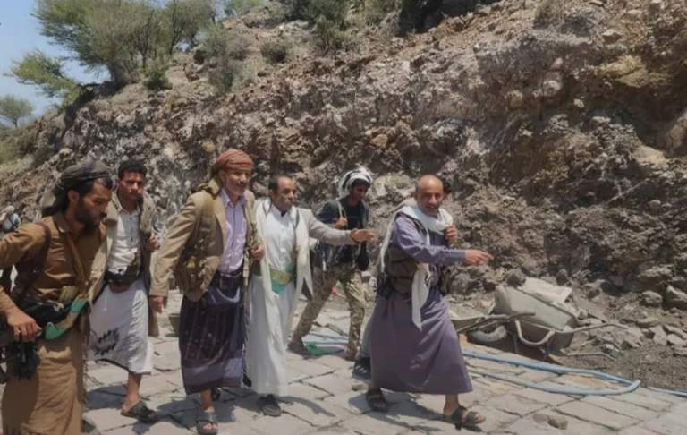 الضالع.. تفقد مشروع رصف طريق نجد سنف ـ سوق الخميس بمديرية قعطبة